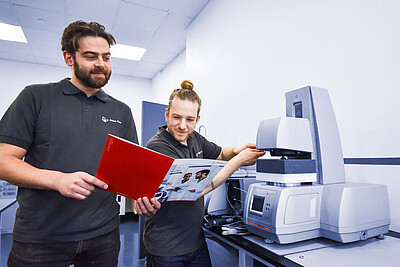 薪水： Anton Paar Canada Inc. 5